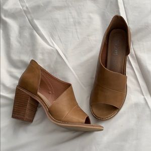 Miim open toed chunky heel